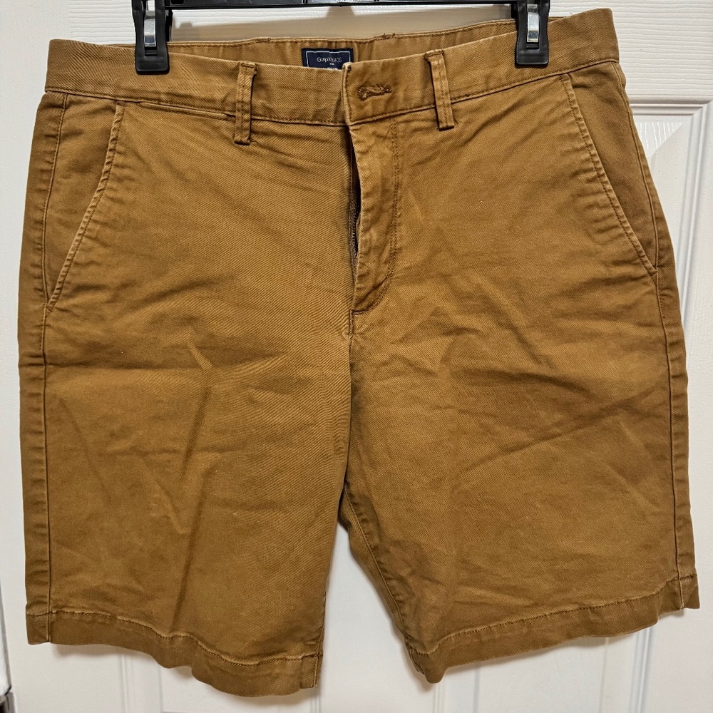 Gap | Men’s 10” Shorts (31 waist) - Lived In Fit